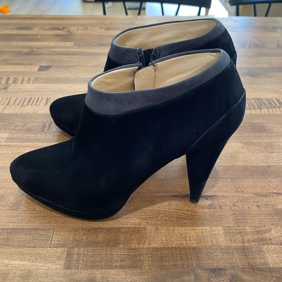 Beautiful Prada Suede Booties Great Condition - Picture 6 of 6